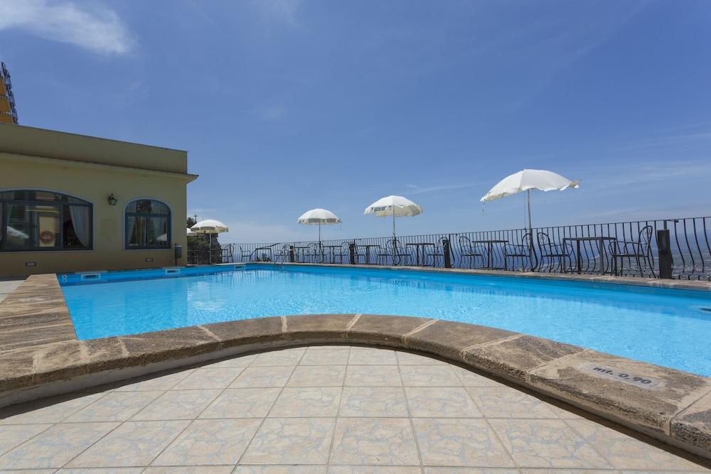 Hotel Sole Castello (Adults Only) Taormina Exterior foto